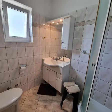 Apartman Ferienwohnung Fur 2 Personen Ca 40 Qm In Crikvenica, Kvarner Bucht Und Umgebung - B53103 *
